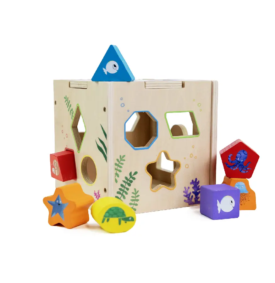 Genechten*Klein wit visje vormendoos