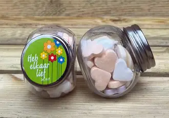 Snoeppotje Heb elkaar lief